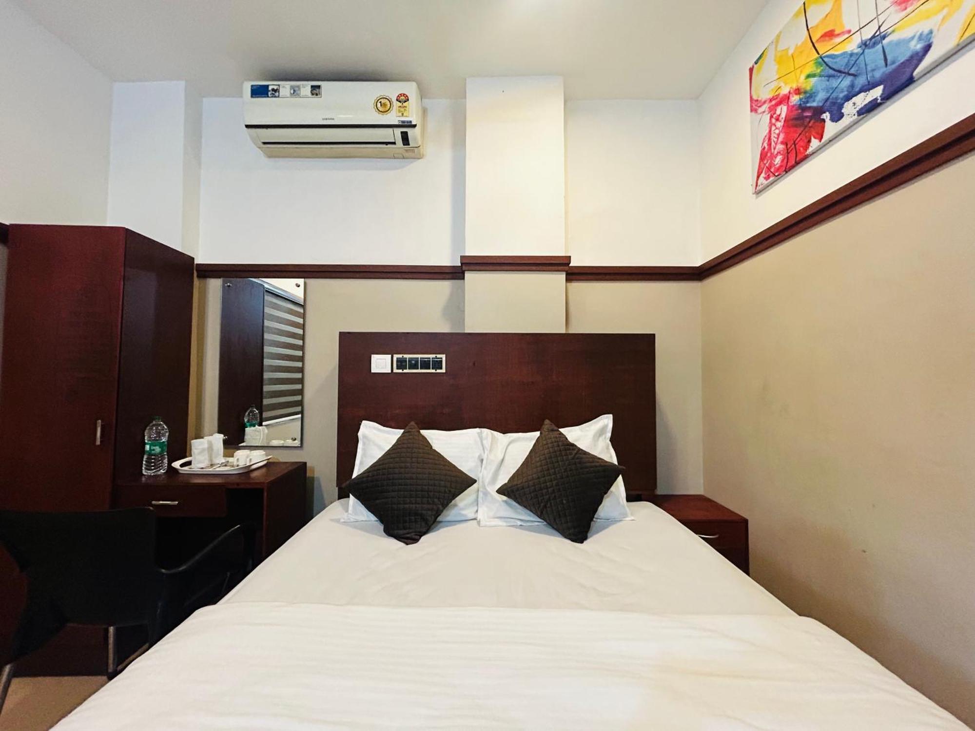 Rio Rooms Medical College Kozhikode Exterior photo
