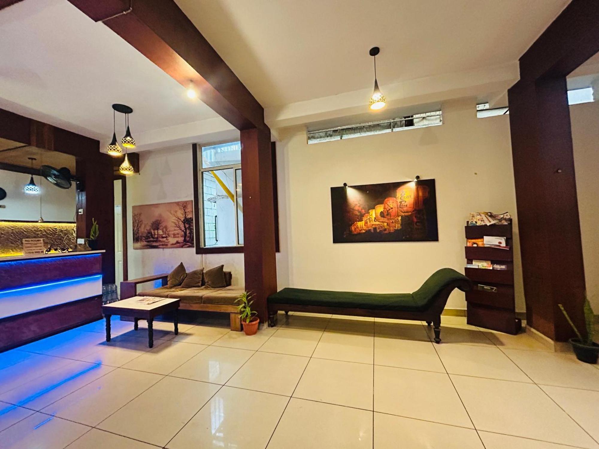 Rio Rooms Medical College Kozhikode Exterior photo