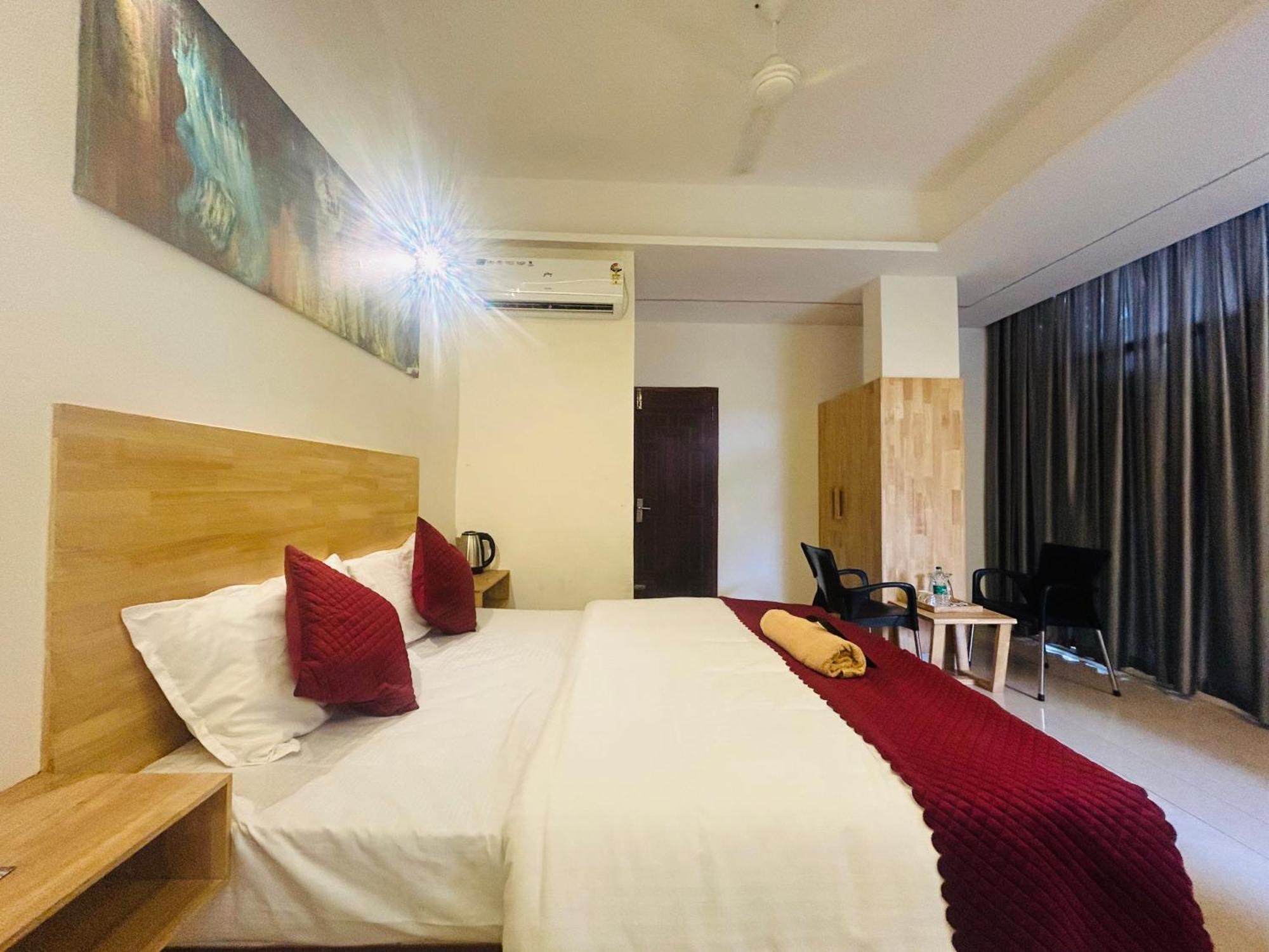 Rio Rooms Medical College Kozhikode Exterior photo